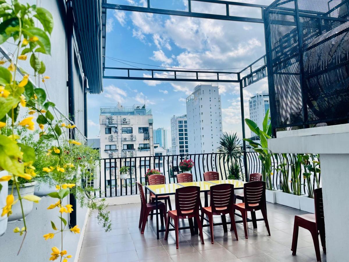 Hana Hotel & Apartment Da Nang Exterior photo