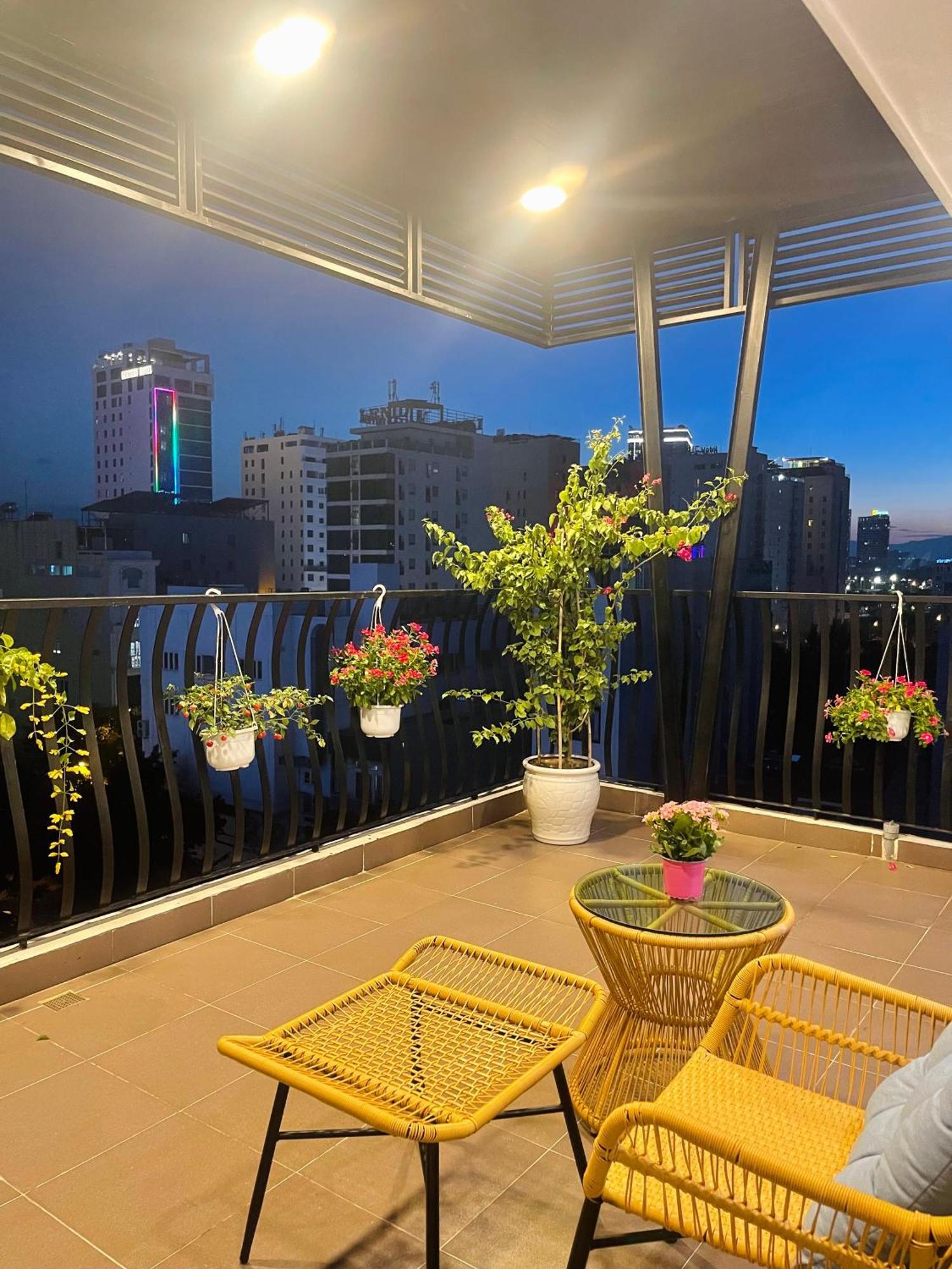 Hana Hotel & Apartment Da Nang Exterior photo